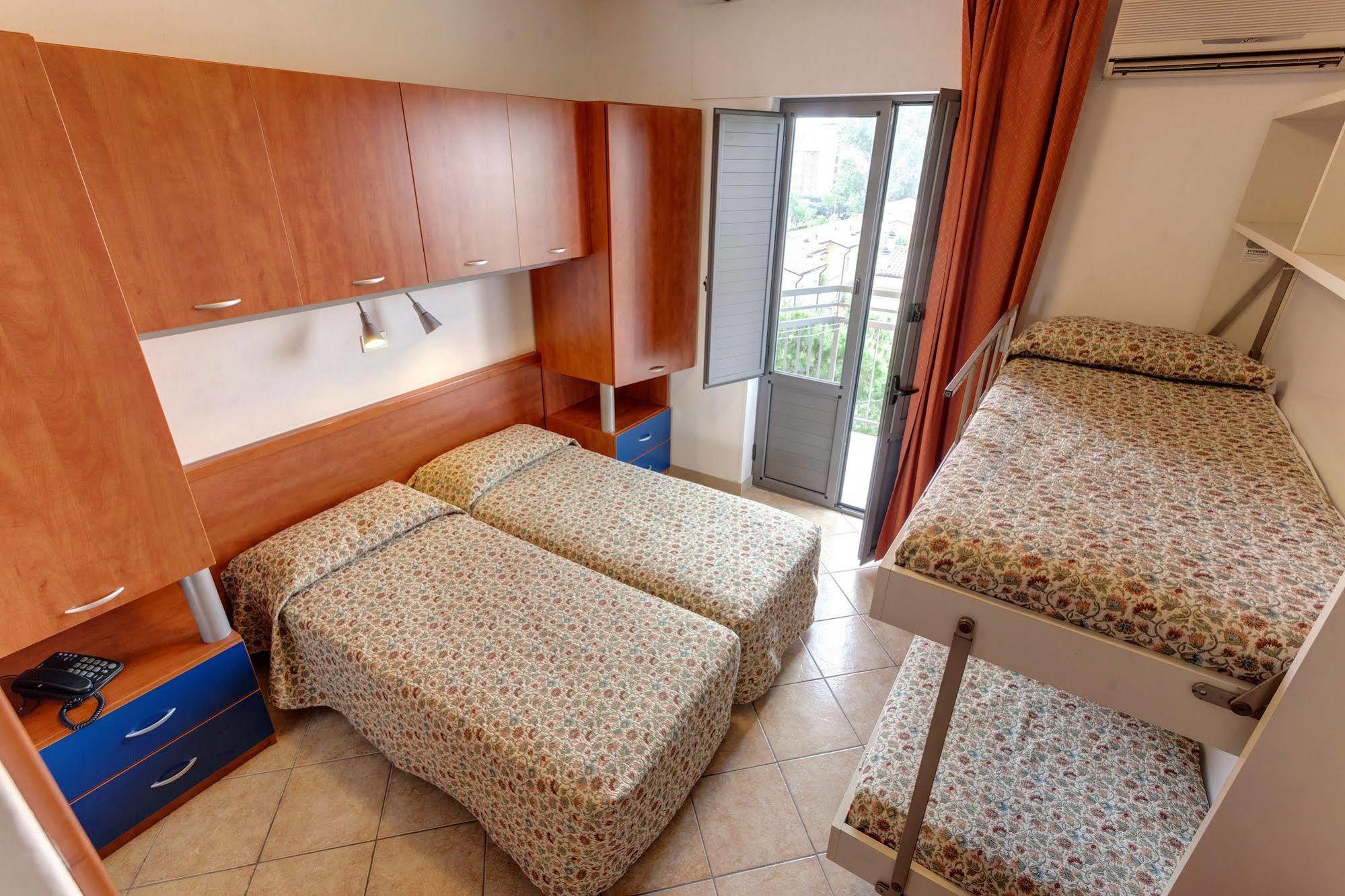 Hotel Frank Jesolo Extérieur photo