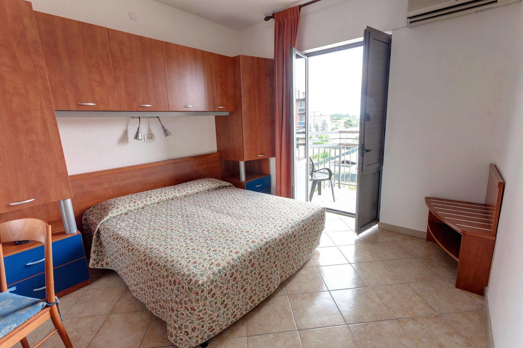 Hotel Frank Jesolo Extérieur photo