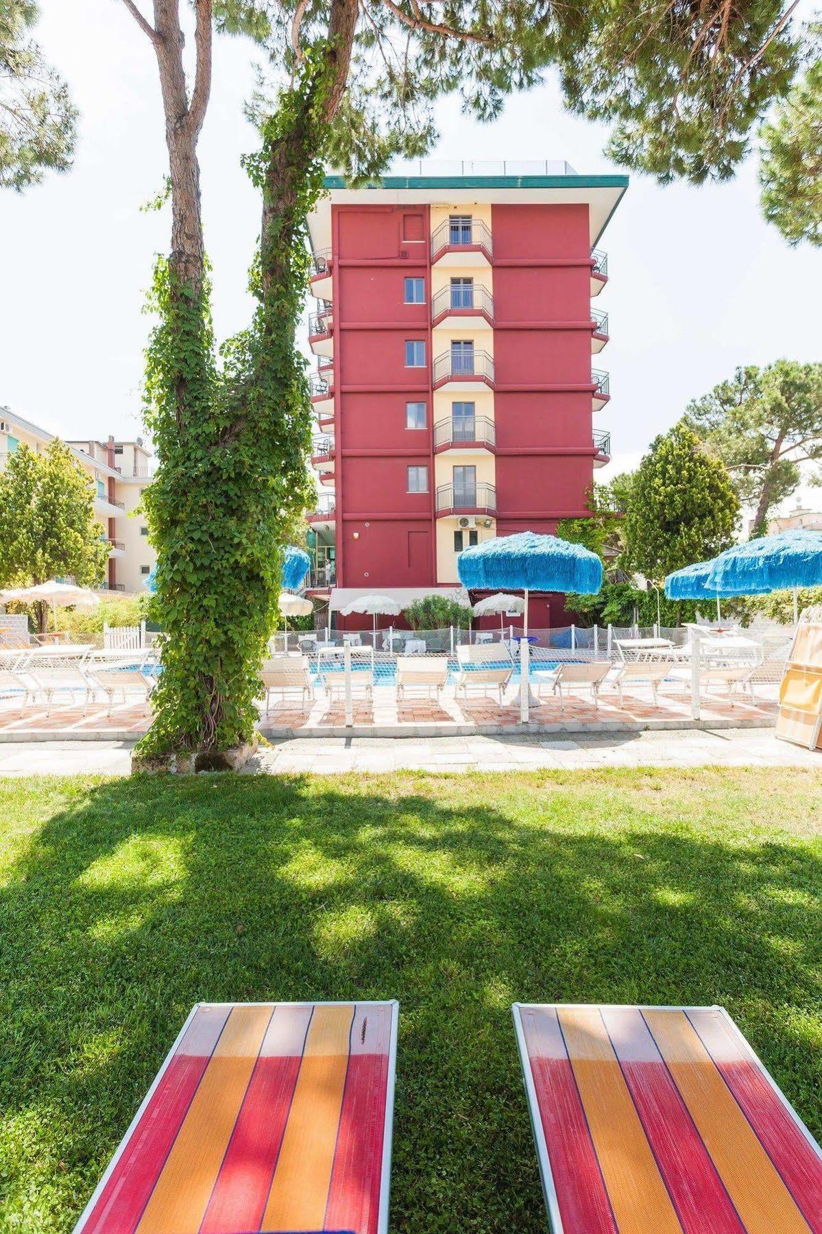 Hotel Frank Jesolo Extérieur photo