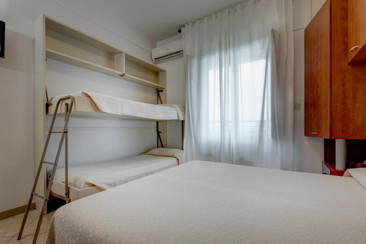 Hotel Frank Jesolo Extérieur photo